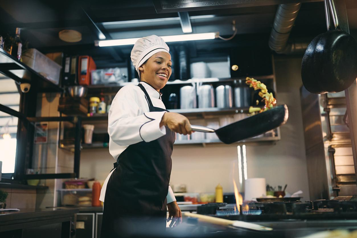Los Diferentes Tipos de Campanas de Cocina Comerciales y Sus Usos